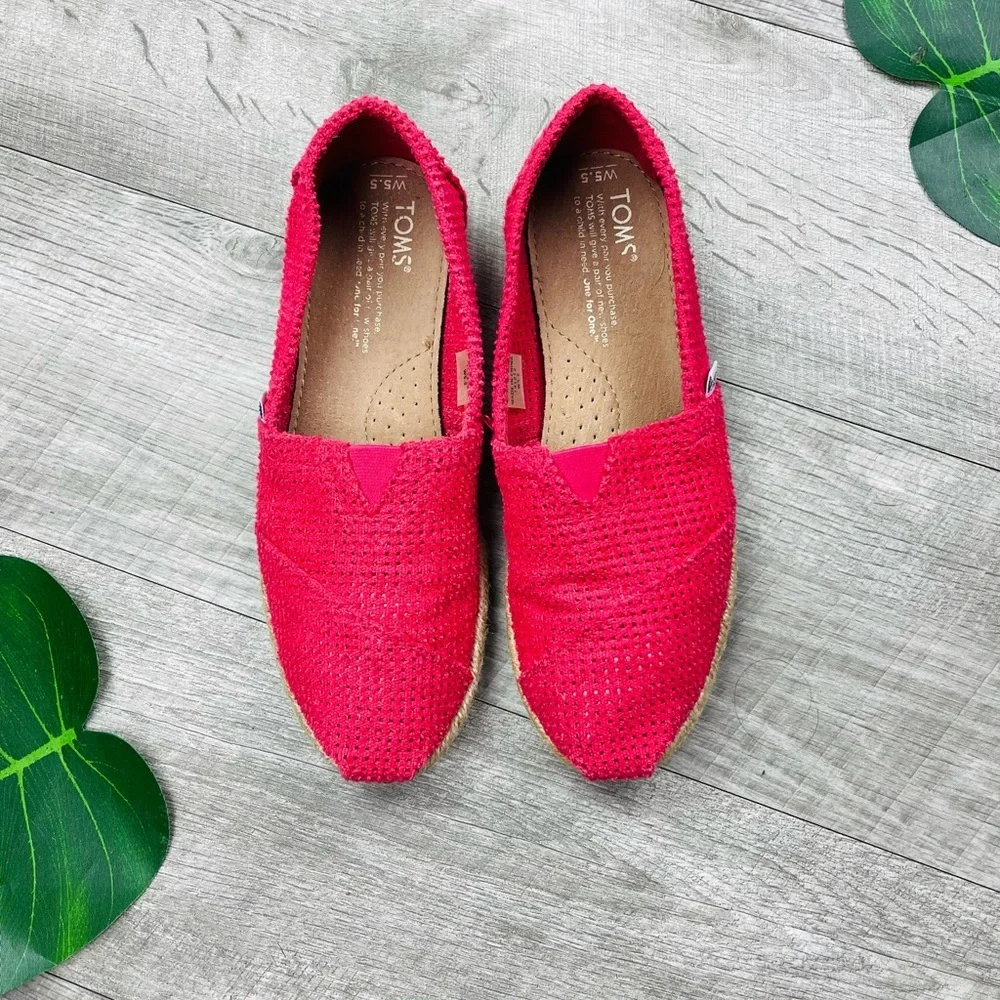 TOMS MESH FUSIA RED PINK SLIP ON TOMS